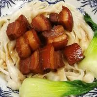 D1O. Noodle with Stewed Pork · 燉肉麵.