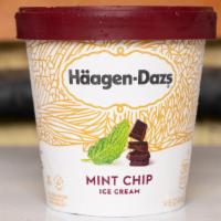 Haagen Dazs Mint Chip · 1 pint.