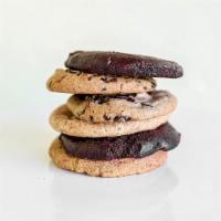 1/2 Gluten Free Dozen Freshly Baked Cookies · Cookie options: chocolate chip, snickerdoodle, white chocolate fudge.