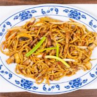 Chow Mein (Lunch Special) · Served with pork fried rice or white rice.