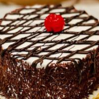 Mini Chocolate Cream Cake · 6 inches mini Cake