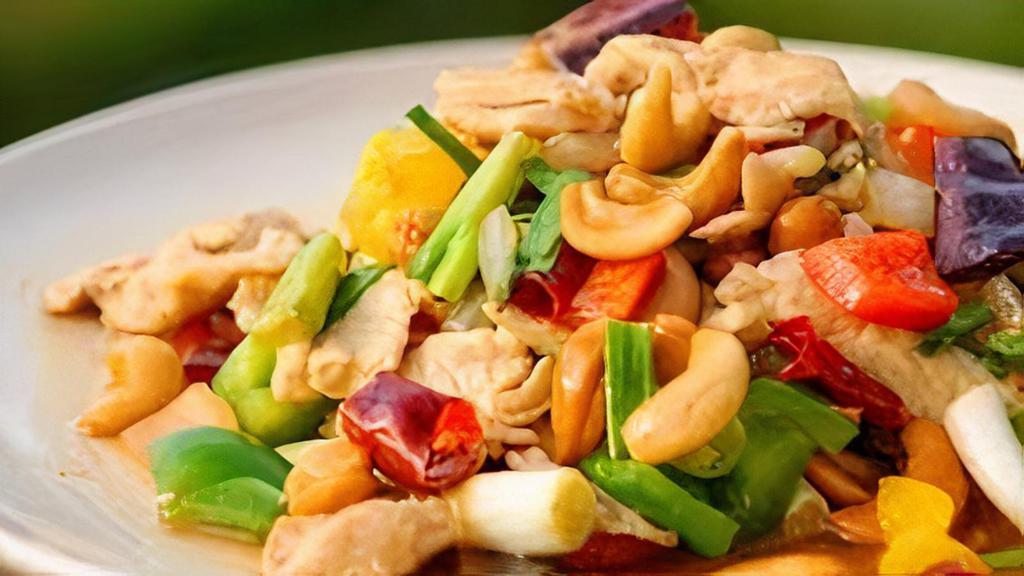 Cashew Nut · Sautéed cashew nuts, onion, bell pepper and broccoli with sweet chili paste