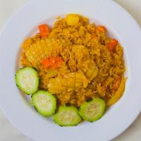 Yellow Curry Fried Rice (Vegetarian) · Yellow curry, potatoes, red onions, white onions, carrots, garlic.