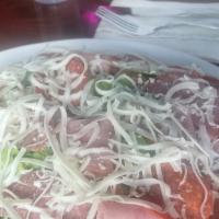 Muncheeze Salad  · Lettuce, tomato, onions cucumber, bell pepper, Canadian bacon, salmi, pepperoni, mozzarella ...