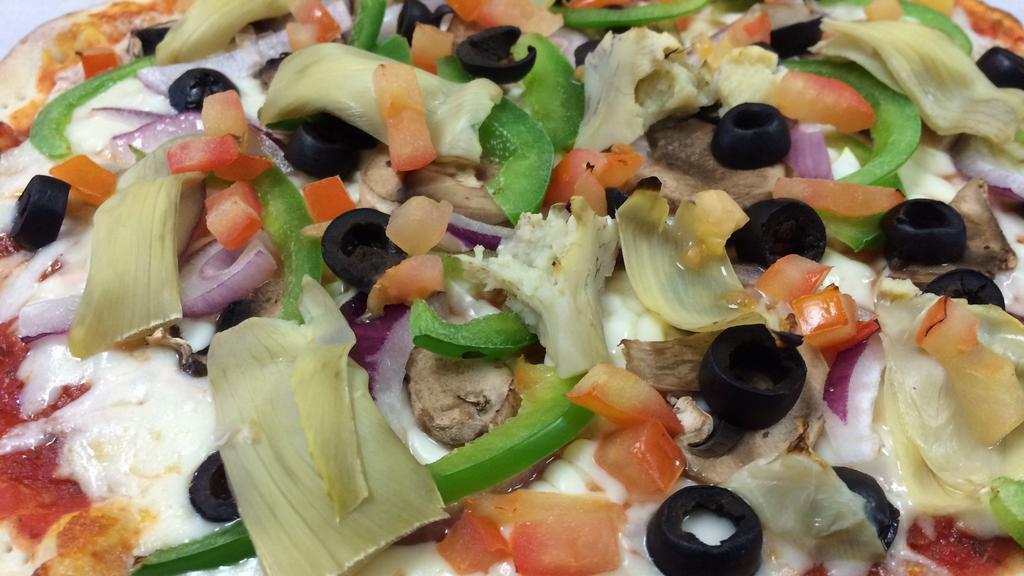 I Vegetarian · Red sauce, mozzarella, mushrooms, red onions, green bell peppers, artichokes, black olives, tomatoes.