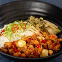7. 麻辣小龙虾拌粉 (满口都是小肉) · Spicy. Rice noodles with spicy crayfish. Medium spicy.