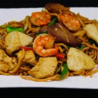 Little Wok House Special Chow Mein · Combination of shrimp, beef, chicken, BBQ pork, and green onion wok chow mein.
