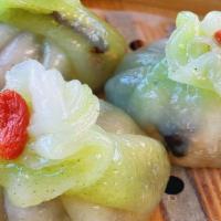Vegetarian Dumpling (3) · Steamed assorted vegetable dumpling