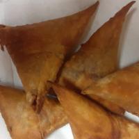 East African Samosa · Veggie Samosa 100% veggie with lenthil. very spicy but you could ask for medium spicy.