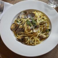 Linguine Alle Vongole · Fresh clams, white wine, and parsley.