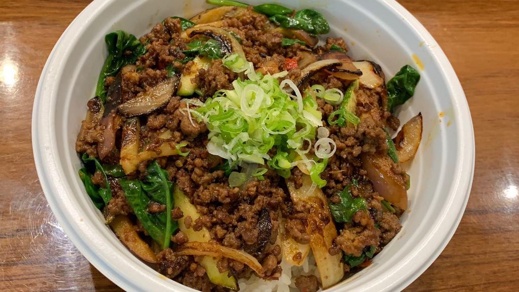 Spicy Beef Donburi  · House ground beef, spicy miso sauce, green onion.