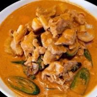 THAI RED CURRY SAUCE · Thaibodia wet sauce style with your choice of chicken breast, wings, or fish (rock cod). Dee...
