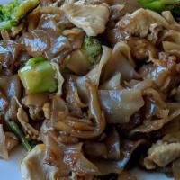 Pad See Ew · pan-fried flat rice noodles with eggs, broccoli, and sweet sauce.