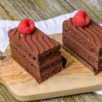 Set of 2 Chocolate Raspberry Cake · Flourless French Valrhona chocolate sponge layered with raspberry jam and raspberry chocolat...