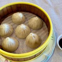 Shanghai Soup Dumplings(Xiao Long Bao)小笼包 · 6 pcs