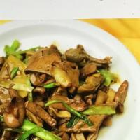 Pork Offal with Ginger & Green Onion · 