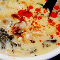 Salted Soybean Milk  · Spicy. With Chinese Donut, Minced Preserved Vegetable and Seaweed.
传统咸豆浆
