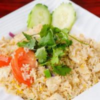 Kao Pad Fried Rice · Tofu and vegetables. Thai style fried rice with tomatoes, eggs and onions.