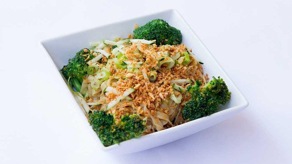Garlic Noodle · Egg noodles, crisp garlic and scallions tossed in a special house sauce. Served with fried tofu or BBQ pork.