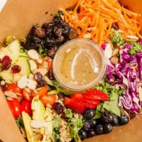 Vegan Box (Balsamic Mushroom  and Avocado) · Kale, spring mix, quinoa, avocado, cucumber, cherry tomatoes, purple cabbage, carrot, unsalt...