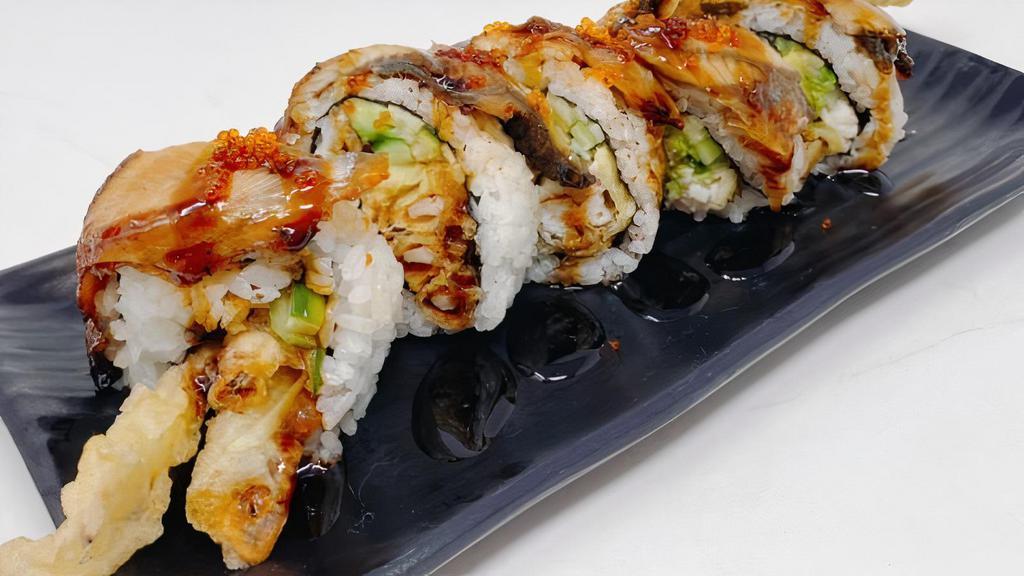 Musashi Roll · In : Deep Fried Soft-shell Crab, Avocado, Cucumber & Lettuce  Out: unagi & avocado with eel sauce