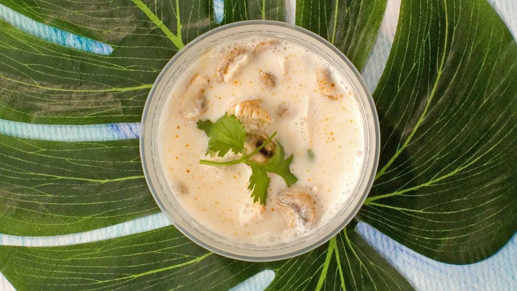 Tom Kha · coconut soup, lemongrass, galangal, kaffir lime leaf & mushroom