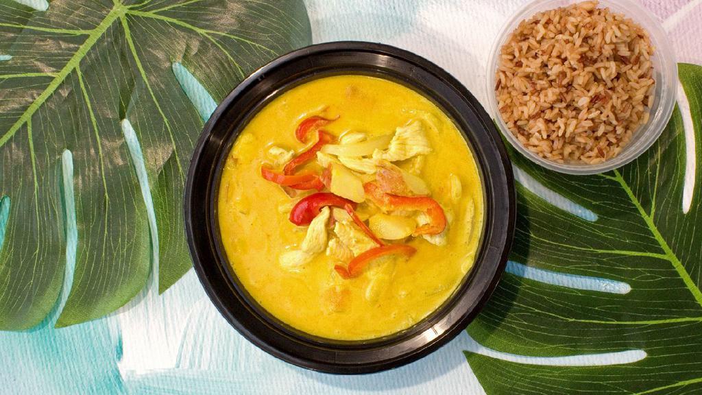 Yellow Curry · yellow curry powder, coconut milk, potatoes, bell peppers & onions