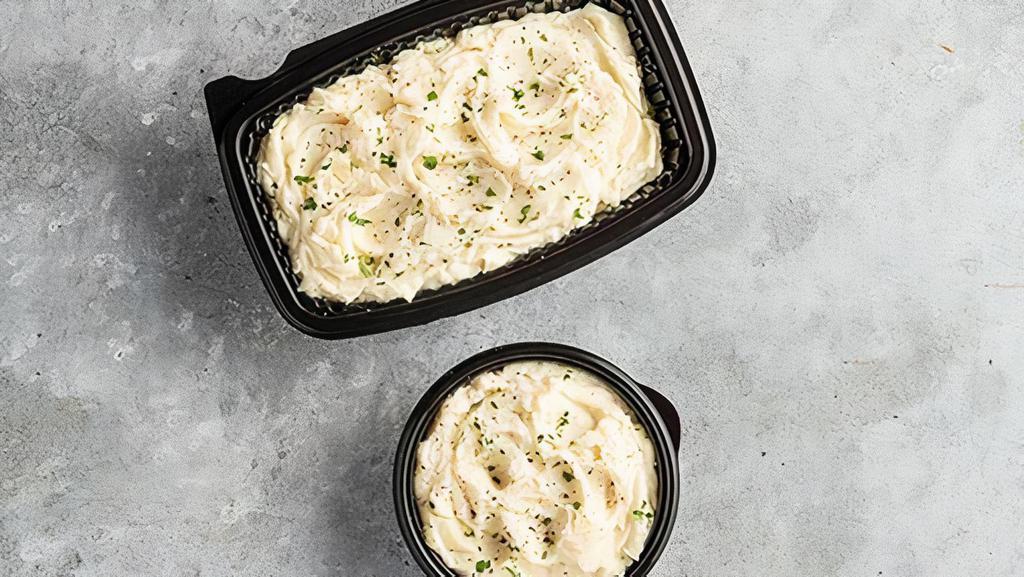 Garlic Mashed Potatoes · Creamy mashed potatoes made with garlic butter