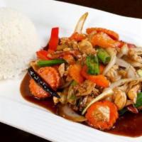 Pad Himmaparn a la Carte · Cashew nuts, onions, carrot, bell pepper and dried chili. A la carte option does not include...
