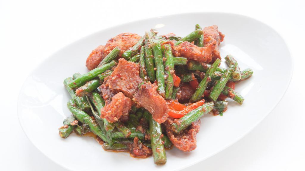 Pad Prik King Rice Plate · Spicy. Green beans, bell peppers, basil, and house specialty chili paste sauce.