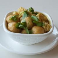 A14. Squid & Fish Ball in Curry Sauce - 咖喱鱿鱼，鱼蛋 · 