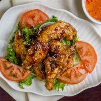 Canh Ga Chien Nuoc Mam · Fried chicken wings in mam sauce (6 wings)