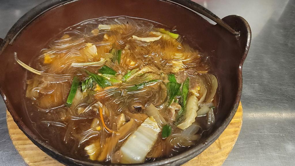 Beef Sukiyaki Entrée · Sliced beef with assorted vegetables and clear vermicelli noodles, with sweet sukiyaki broth.