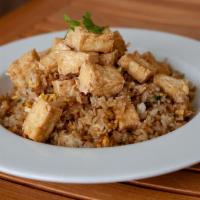 Tofu Egg Fried Rice · Stir-fried egg with rice, onion and tofu