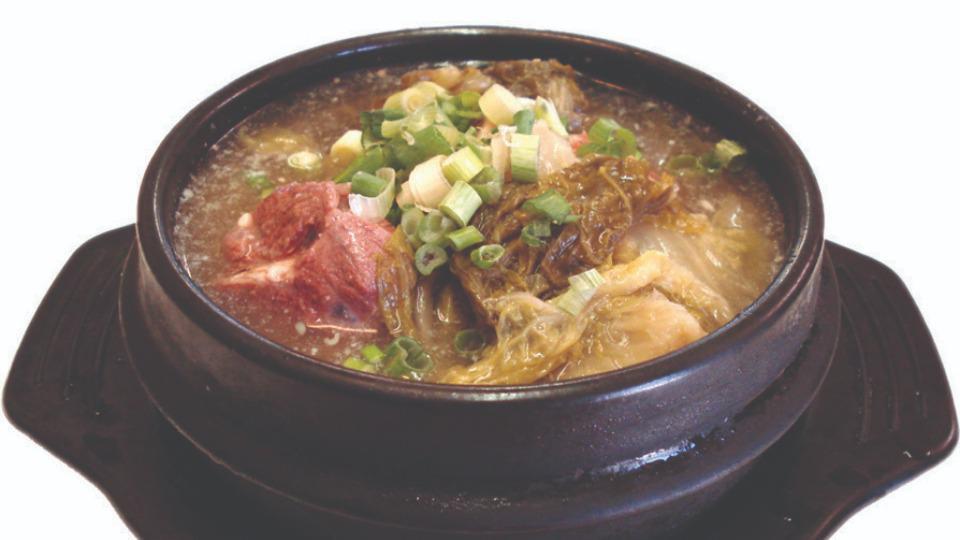 Short Rib Beef Stew (Galbi Tang) 우거지 갈비탕 · Beef Short rib with napa cabbage (Spicy Paste available upon request)