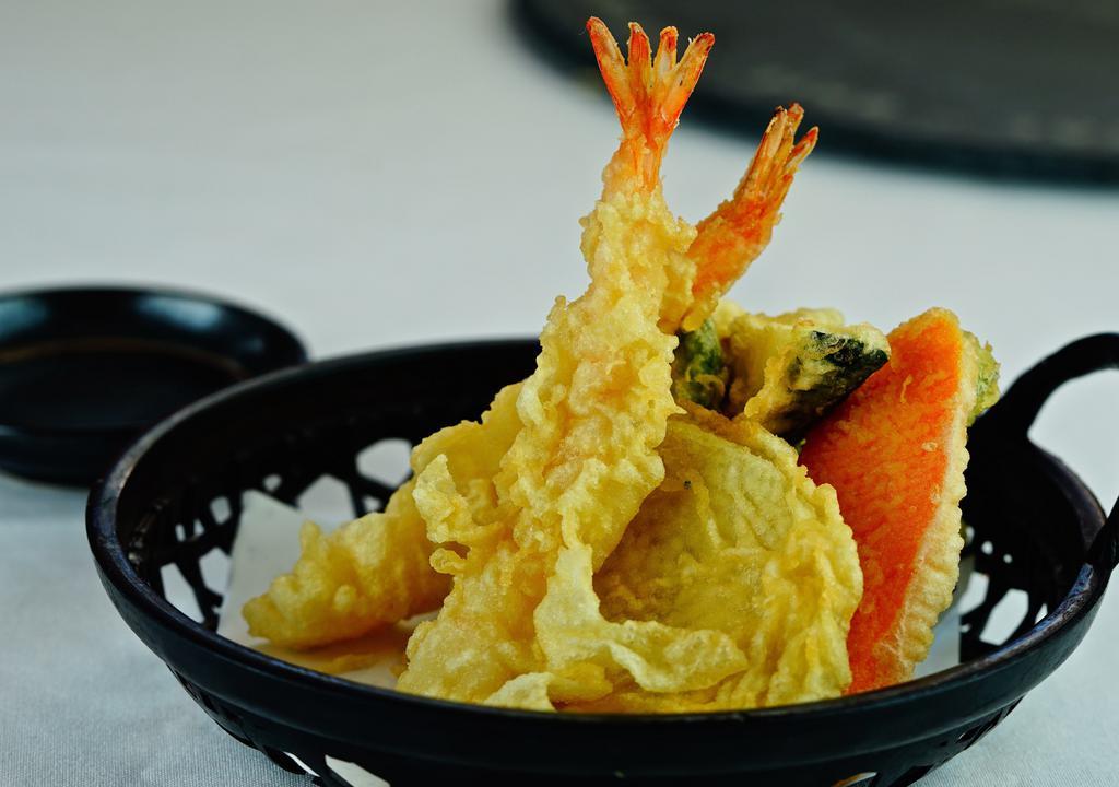 Tempura (Deep-Fried Mixed Shrimp & Vegetables) · Fried mixed vegetables & shrimp