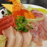 Chirashi Bowl* · selection of fresh sashimi / sushi rice