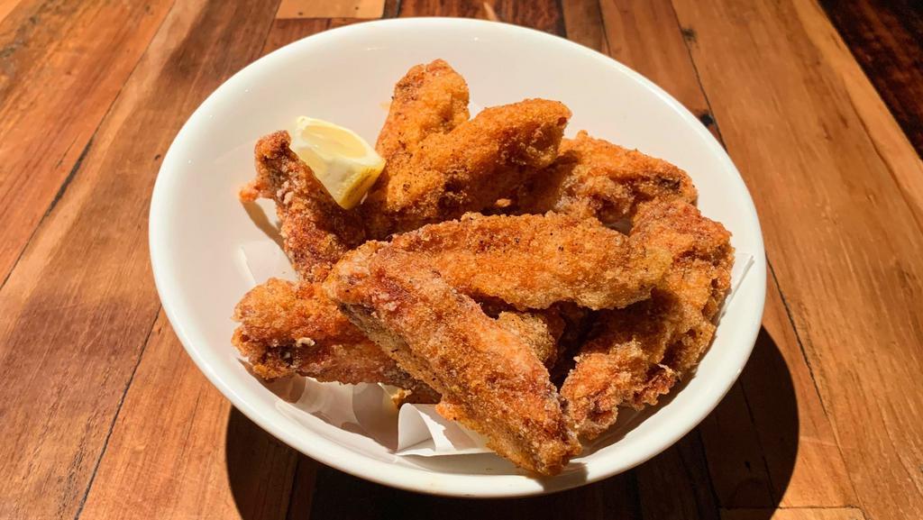 Spicy Chicken Wings · Kemuri original blend seasoning