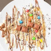 Laval · Nutella, white chocolate, Oreo, Kinder and m&ms.