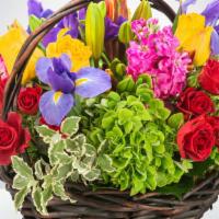 Brilliance by bloomnation · Product Information
For the color lover in your life! Featuring 6 different types of flowers...
