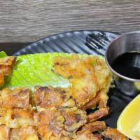 Soft Shell Crab · lightly fried crispy soft shell crab with tempura sauce.