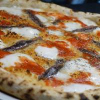 NAPOLETANA · San Marzano tomato sauce, fior di latte mozzarella, anchovies, oregano