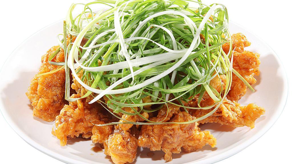 Padak Full · Crispy fried chicken with green onion.