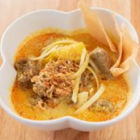 Lamb Yellow Curry · Veggie lamb with yellow curry, onion and potatoes.