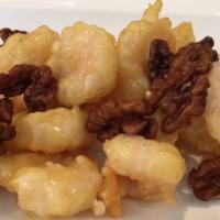 Honey Walnuts Prawns  核桃蝦 · 