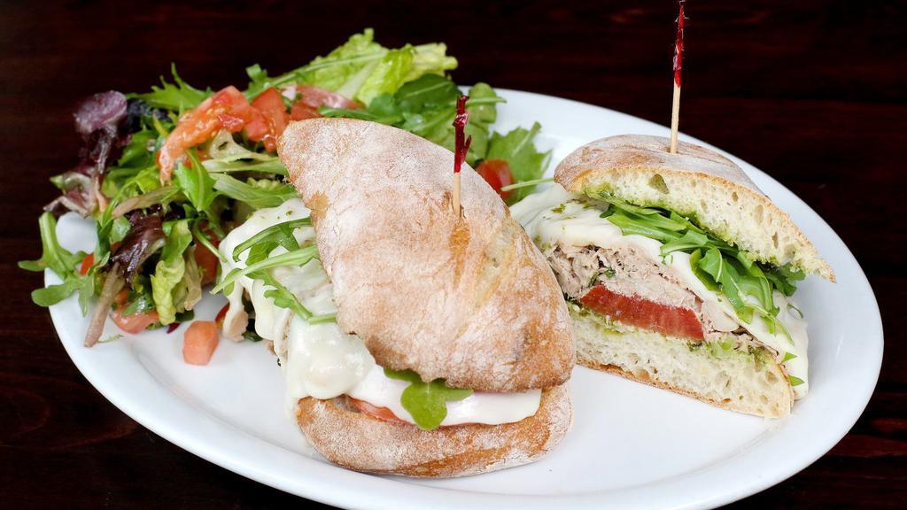 Tonno Sandwich · Tuna, white beans, green onions, basil, and extra virgin olive oil. Served with mix green and arugula.