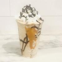 Banana, Peanut Butter , Chocolate · Vanilla ice cream blend with fresh banana, peanut butter and chocolate chip. Topped with whi...