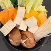 Variety Vegetable Combo (各種蔬菜) · Mixed Vegetable Assortment 
Cabbage, spinach, oyster mushrooms, shiitake mushrooms, enoki mu...