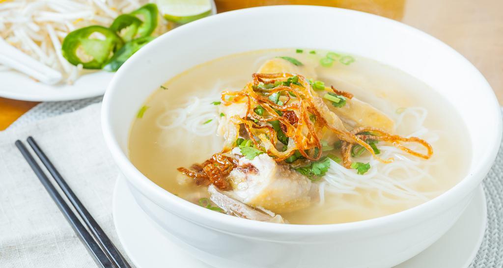 9. Pho Ga · Rice noodle soup with chicken (chicken broth)