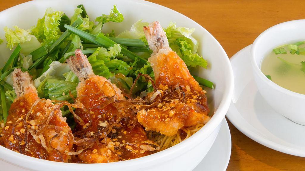 18. Mi Thai Dac Biet · Dry Thai-style egg noodles with crispy jumbo prawns.